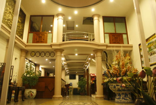 May De Ville Hotel